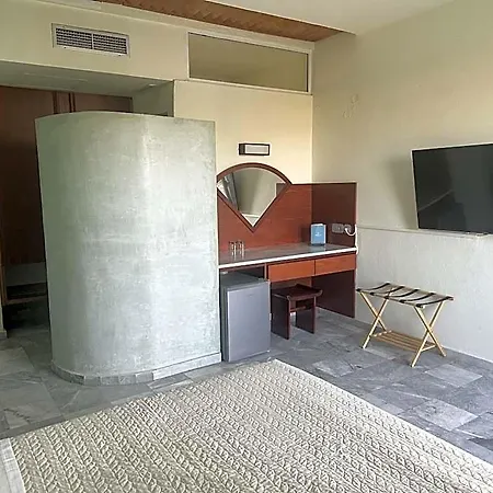 Rodon 3* Chania (Crete)