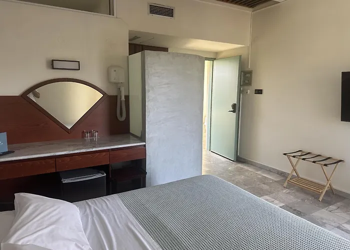 Rodon Hriszí Aktí Haniá