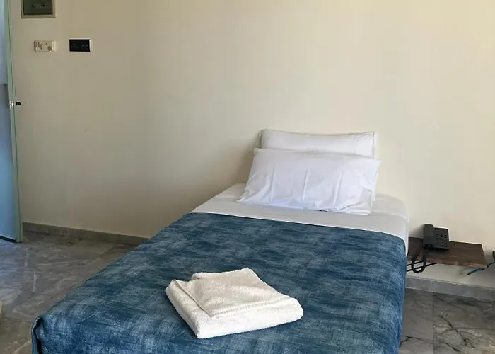 Rodon Szálloda Hriszí Aktí Haniá